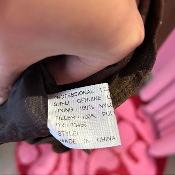 Brown Vintage Leather Bomber Jacket - Picture 7 of 7